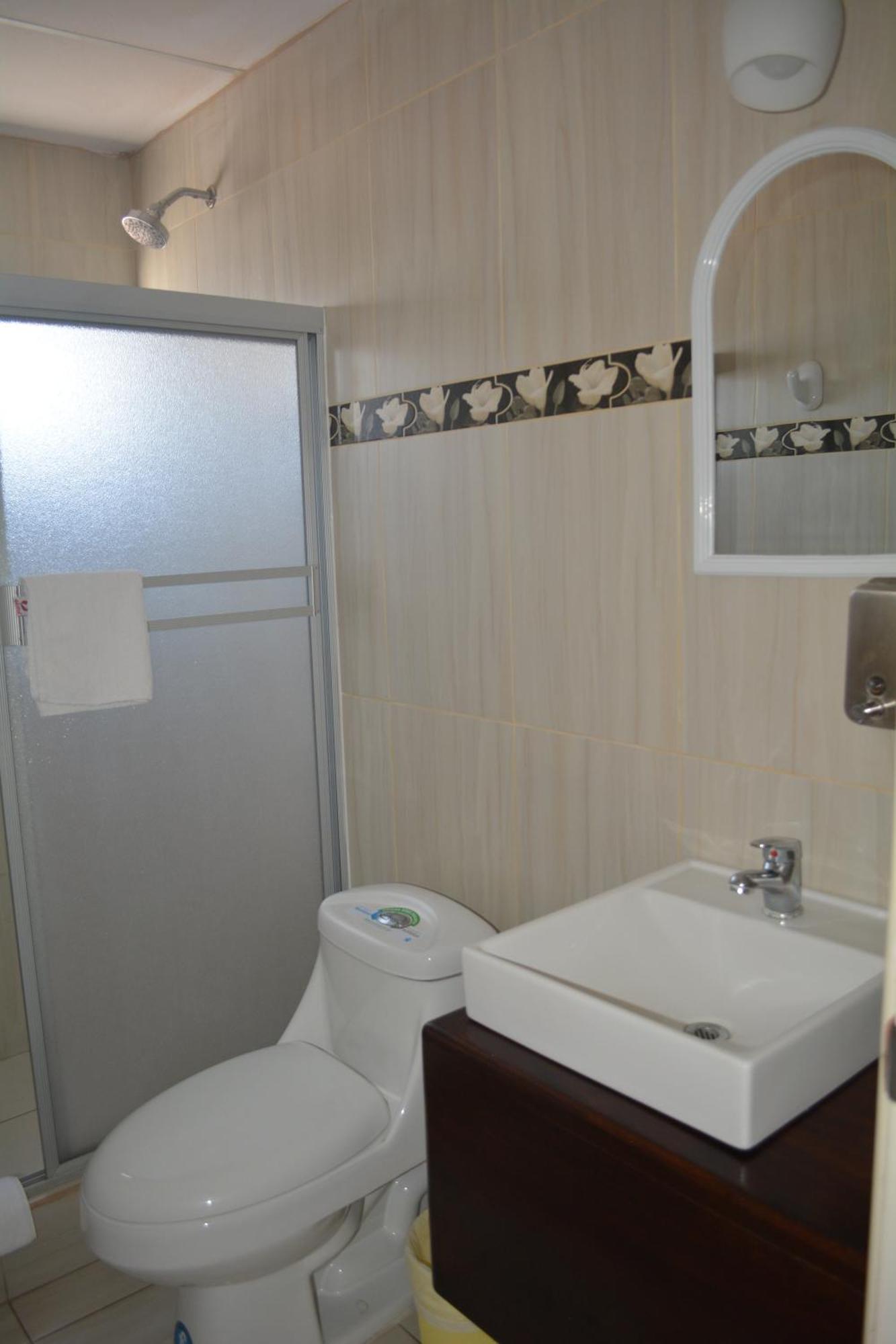 Hostal Muyuyo プエルトアヨラ エクステリア 写真